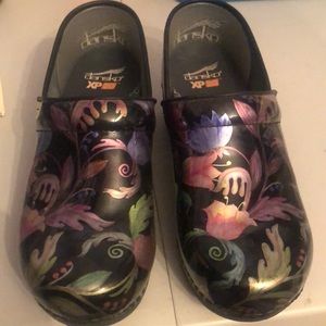 Dansko XP 2.0 patent floral